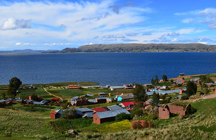 Lake Titicaca & Puno - the community of Luquina Chico on the lake's shores  